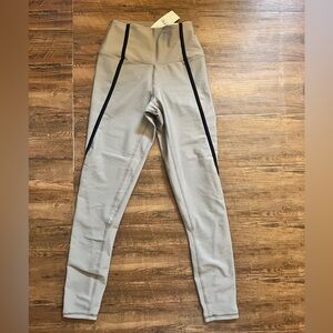 Abercrombie & Fitch YPB SculptLUX Gray Leggings